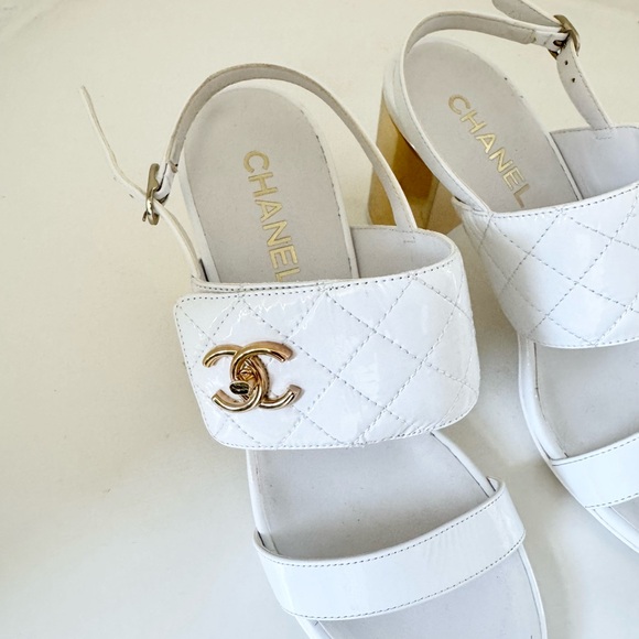 CHANEL White Patent Quilted Leather Gold CC Logo Sandals EUR 39 (US size 8) - Picture 3 of 14